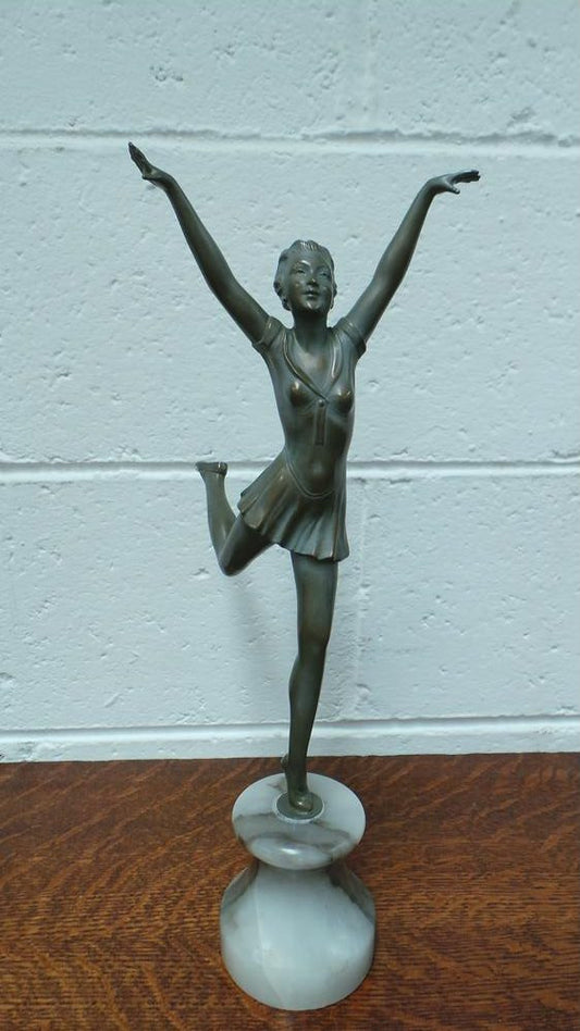 Art Deco Sculpture By La Danseuse