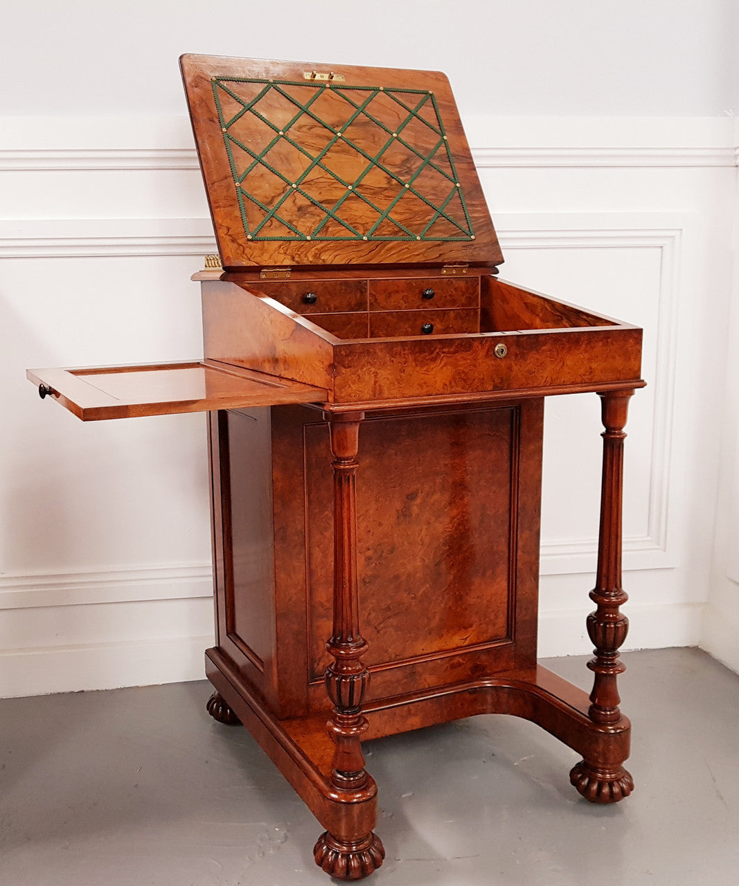 Absolutely Stunning William IV Burr Walnut Davenport by Gillows