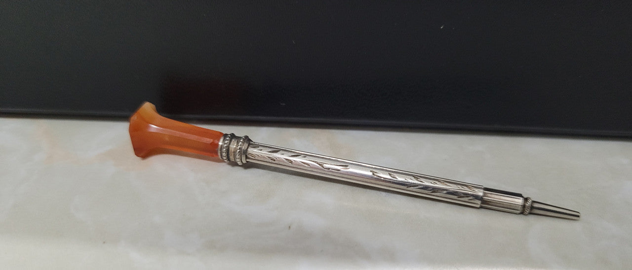 Attractive Sterling Silver & Onyx Propelling Pencil