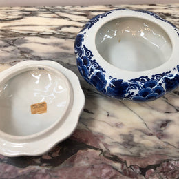 Beautiful Delft Lidded Bowl