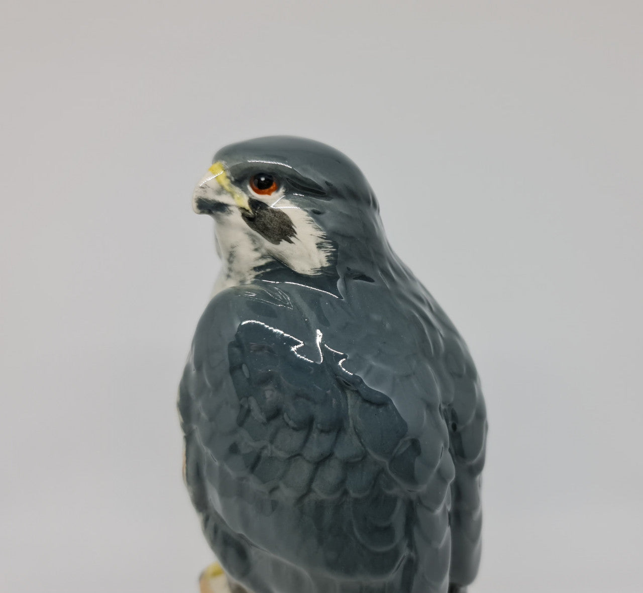 Royal Doulton Peregrine Falcon Scotch Whisky Decanter | Antique & Vintage | Moonee Ponds Antiques | Australia Wide