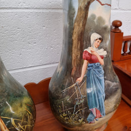 Decorative pair of Victorian hand painted vases. They have been sourced locally and are in good original condition, please view photos as they help form part of the description.