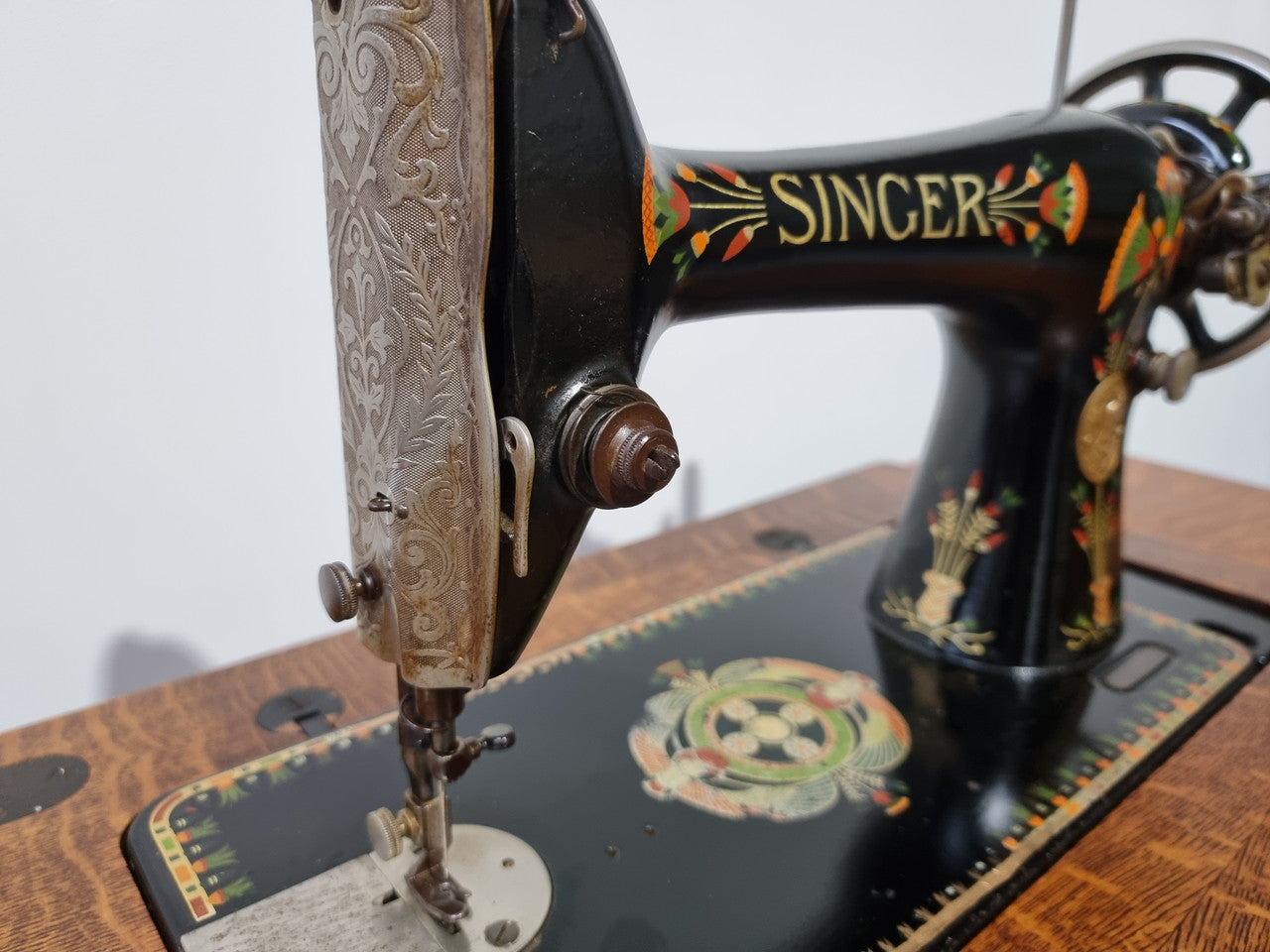 Fabulous Antique Singer Sewing Machine