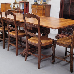 Amazing French Oak Renaissance style parquetry top extension table. Beautiful parquetry top and amazing detailed carvings on the legs. It extends to 306 cm long when fully extended. Sourced from France and in good original detailed condition.