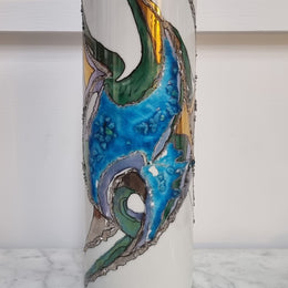 Beautiful decorative modern Mid Century signed vase. It is in good original condition, please view photos as they help form part of the description.