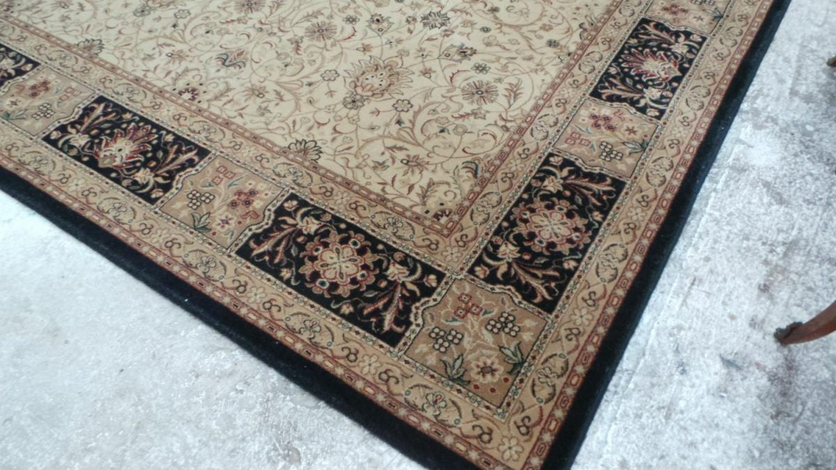 Persian Style Wool Floor Rug | Antique & Vintage | Moonee Ponds Antiques | Australia Wide Delivery
