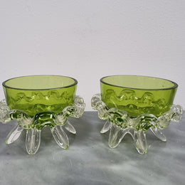 Lovely pair of Victorian green glass open salt bowls with clear frilled edging. In good original condition.
