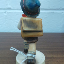 A lovely and very collectable Goebel figurine, called "Hiking Boy". This figurine is in very good original condition. Made in West Germany.