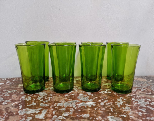 Set of 8 French Green Duralex drinking glasses. They are in good original condition with no chips or cracks, please view photos as they help form part of the description.