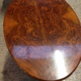 Victorian Inlaid Burr Walnut Oval Table