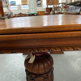 French Oak Renaissance style extension table. Extension leafs pull out either side and each leaf measures 54 cm. This allows you to use the table at three different sizes depending on your needs.