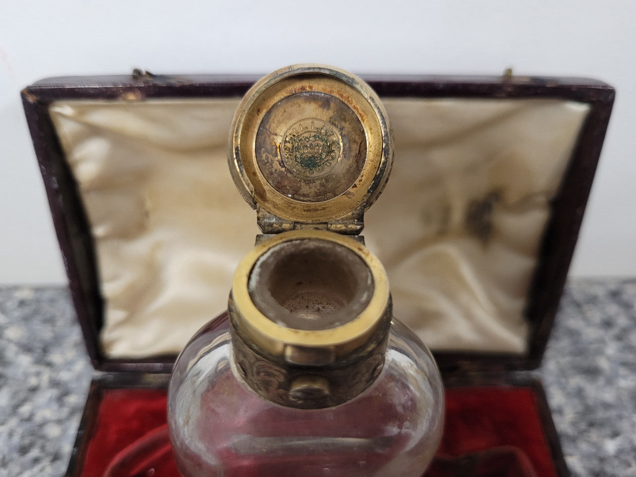 Rare Antique rock crystal and silver gilt perfume bottle in its original case by Thomas Diller of London. It is in good original condition, please view photos as they help form part of the description.