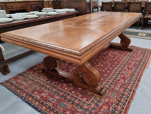 Beautiful Spanish style Oak dining table with a lovely carved border. Sourced in France and in good original detailed condition.