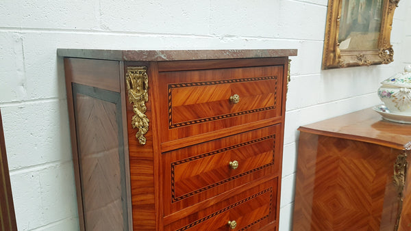 French Kingwood & Rosewood Inlaid Semainier with a beautiful and practical marble top. In very good original condition.