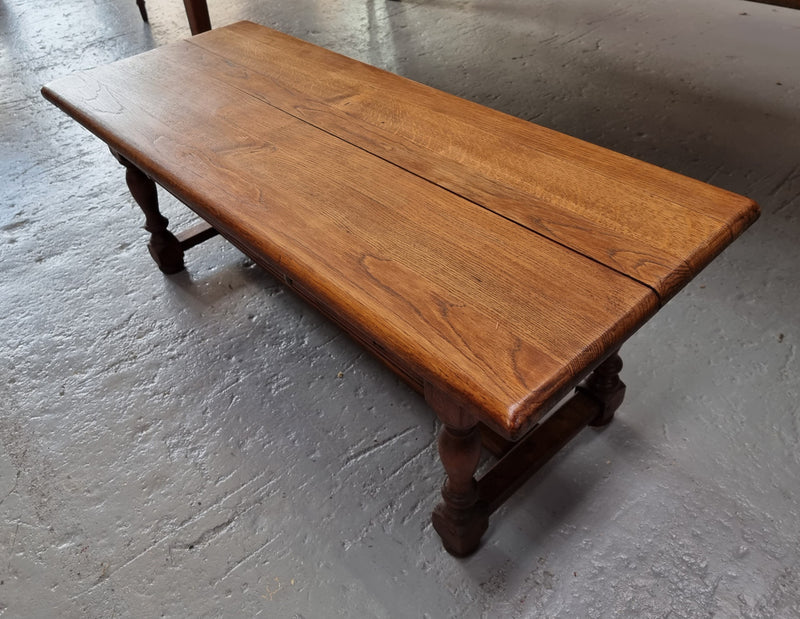 Fabulous Rustic French Oak coffee table with two drawers. It is in good original detailed condition.