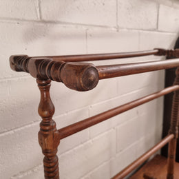 Beautiful Antique Cedar towel rail. It has been sourced locally and is in good original condition.