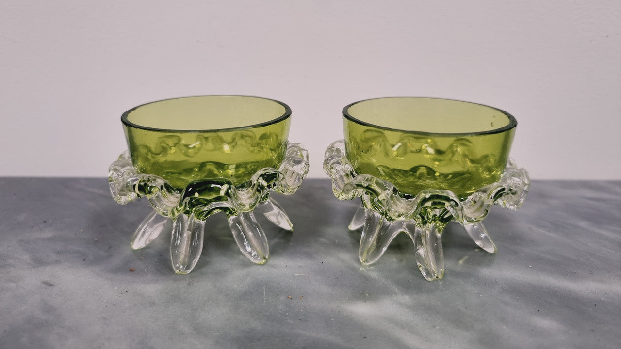 Lovely pair of Victorian green glass open salt bowls with clear frilled edging. In good original condition.