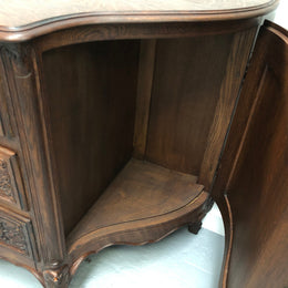 French Louis XV style dark Oak carved, two door and three drawer Commode /side cabinet. Could also be used as a TV cabinet or in the bedroom as storage very versatile. In good original detailed condition.