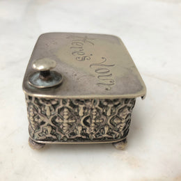 Lovely Edwardian Stud Box
