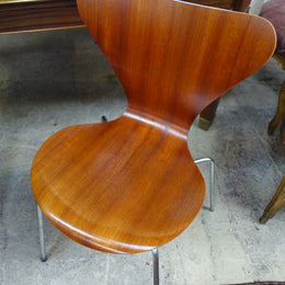 Fritz Hansen Design Modern Chair