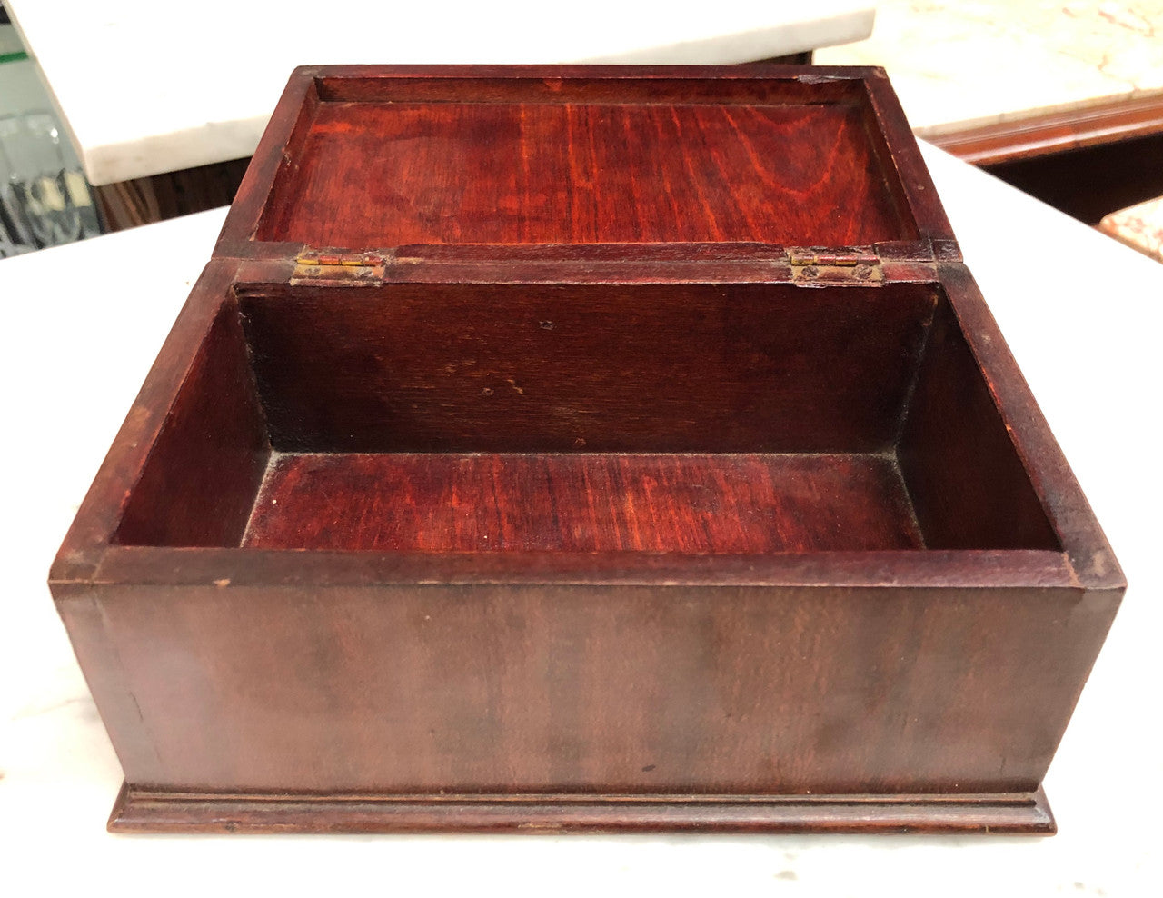 Australian Cedar Silky Oak Wooden Box | Antique & Vintage | Moonee Ponds Antiques | Australia Wide Delivery