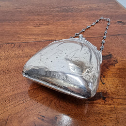Edwardian Birmingham silver purse. In good condition please view photos as they help form part of the description.