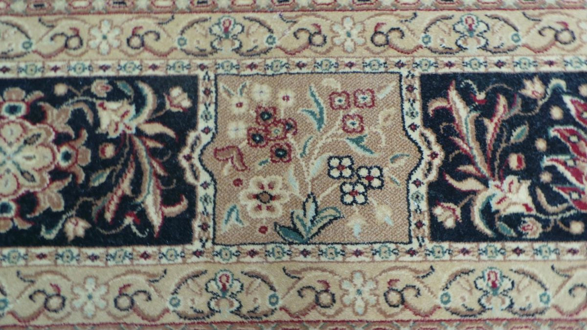 Persian Style Wool Floor Rug