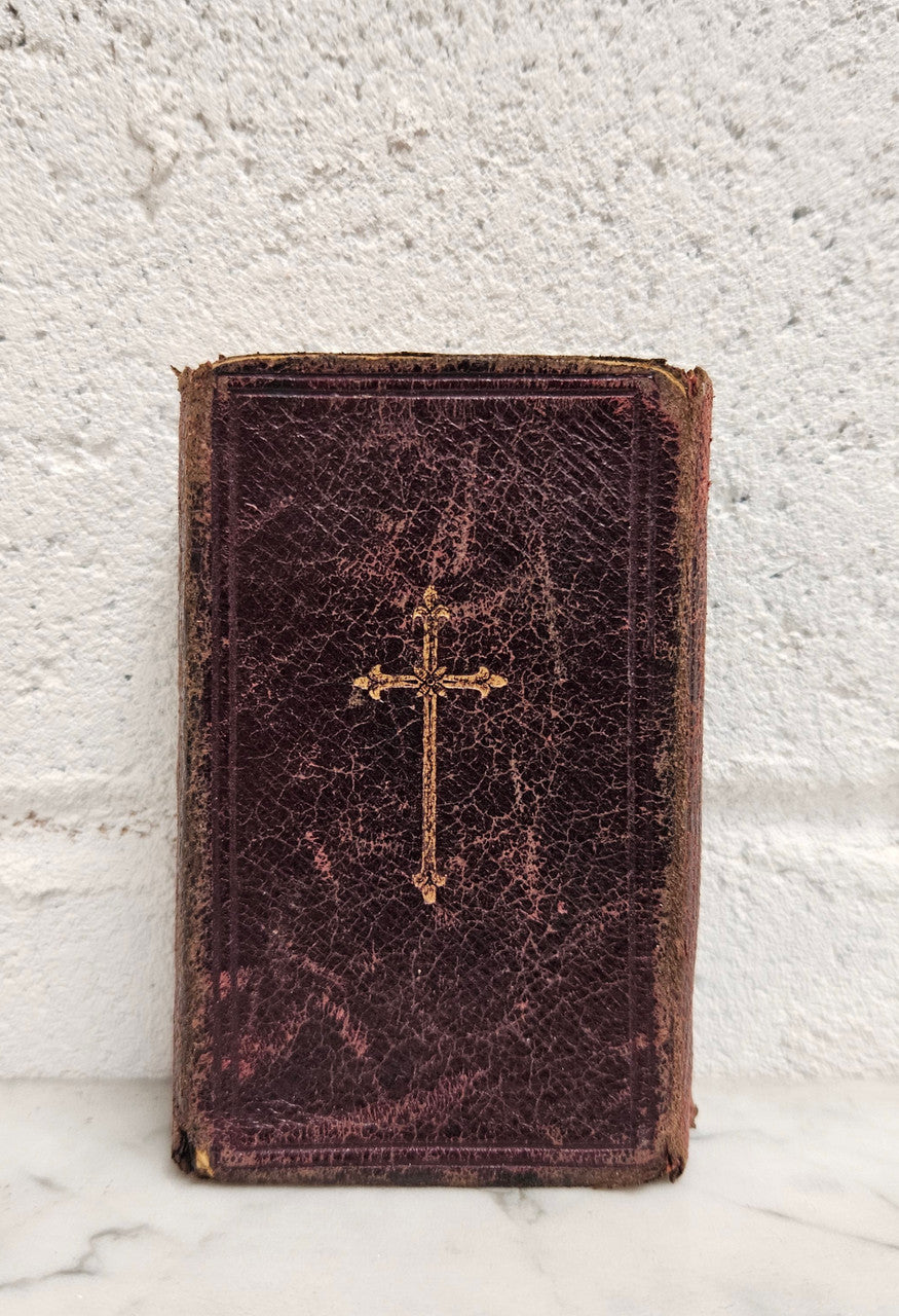 Antique Key of Heaven Leather Bound Small Prayer Book