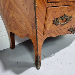 Attractive French marble top Louis XV style three drawer commode with decorative ormolu mounts. In good original detailed condition.