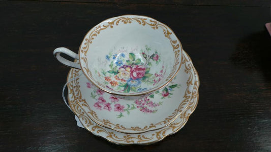 Royal Albert Nosegay Trio