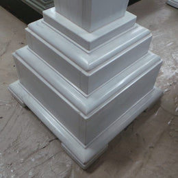 A beautiful and very hard to find pair of 19th-century classical white marble pedestals. In good condition.