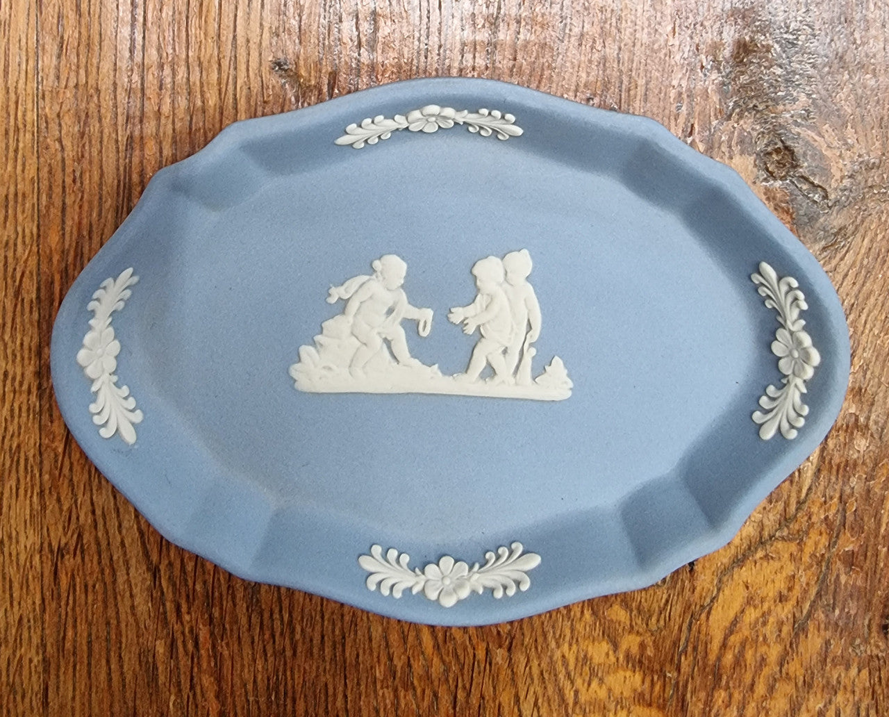 Pretty Oval Blue-White Wedgwood Jasper Ware Small Bowl | Antique & Vintage | Moonee Ponds Antiques | Australia Wide Delivery