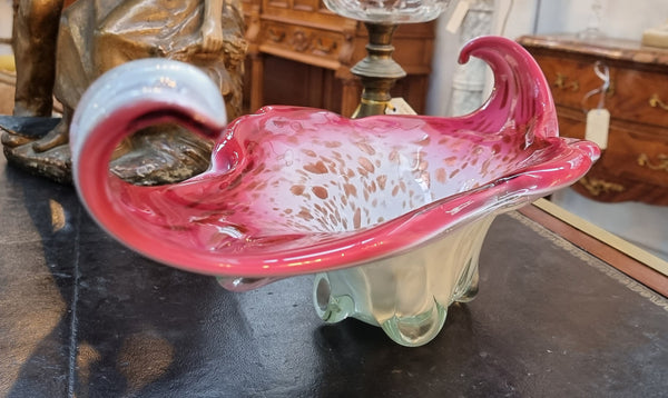 Vintage “Murano” glass centerpiece to grace any space in your home. White glass overlaid with pink and featuring bronze adventure pieces, absolutely stunning.