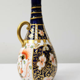 Royal Crown Derby Vase in good original condition. Please see photos as they form part of the description.