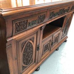 Beautifully Carved Edwardian Sideboard