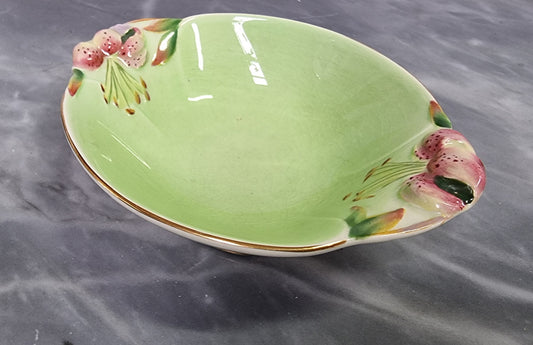 Lovely small Royal Winton tiger lily bowl, in great original condition.