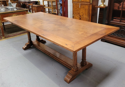 Vintage custom made fruitwood pedestal dinning table, comfortable fits 8-10 people. In good original condition. Sourced locally. Please see pictures to form part of the description.