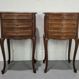 Lovely Louis XV style oak bedside cabinets with three drawers. In great original detailed condition.