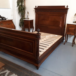 Henry II French Walnut 19th Century Queen Size bed