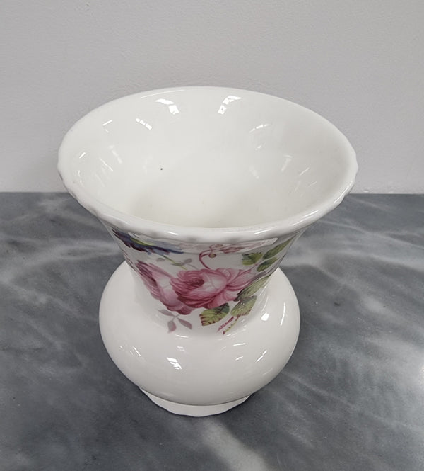 Decorative Coalport floral bone china vase. It is in good original condition, please view photos as they help form part of the description.