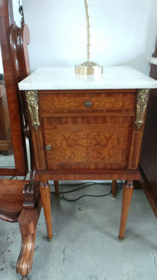 Pair of French Burr Walnut Inlaid Bedsides