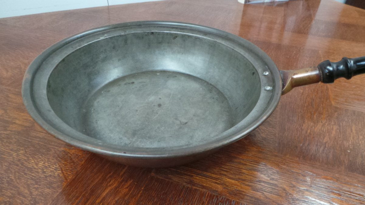 Antique Copper Frying Pan | Antique & Vintage | Moonee Ponds Antiques | Australia Wide