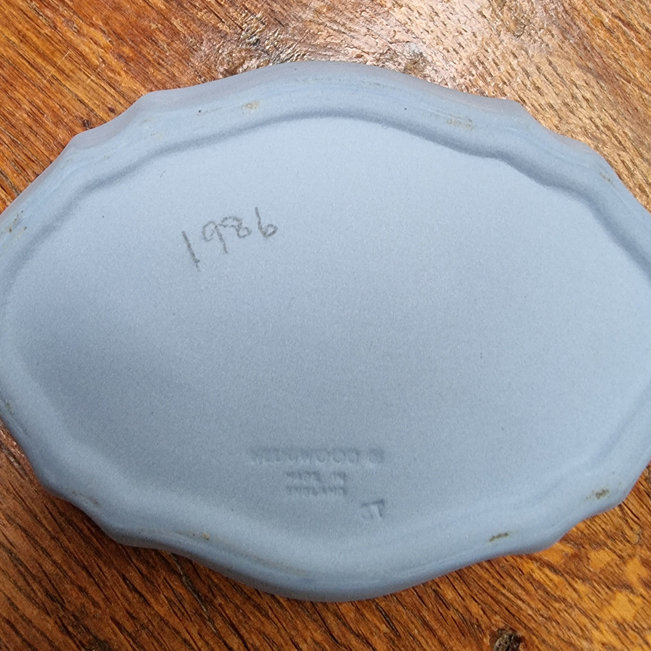 Pretty Oval Blue-White Wedgwood Jasper Ware Small Bowl | Antique & Vintage | Moonee Ponds Antiques | Australia Wide Delivery