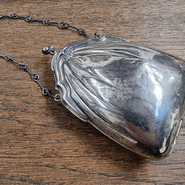 Edwardian Birmingham silver purse. In good condition please view photos as they help form part of the description.