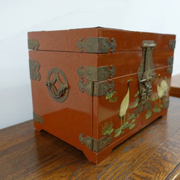 Chinese Jewelery Box