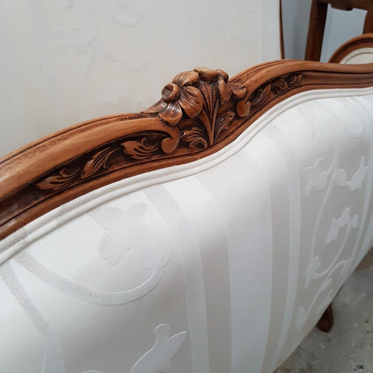 French Louis XV Queen Bed