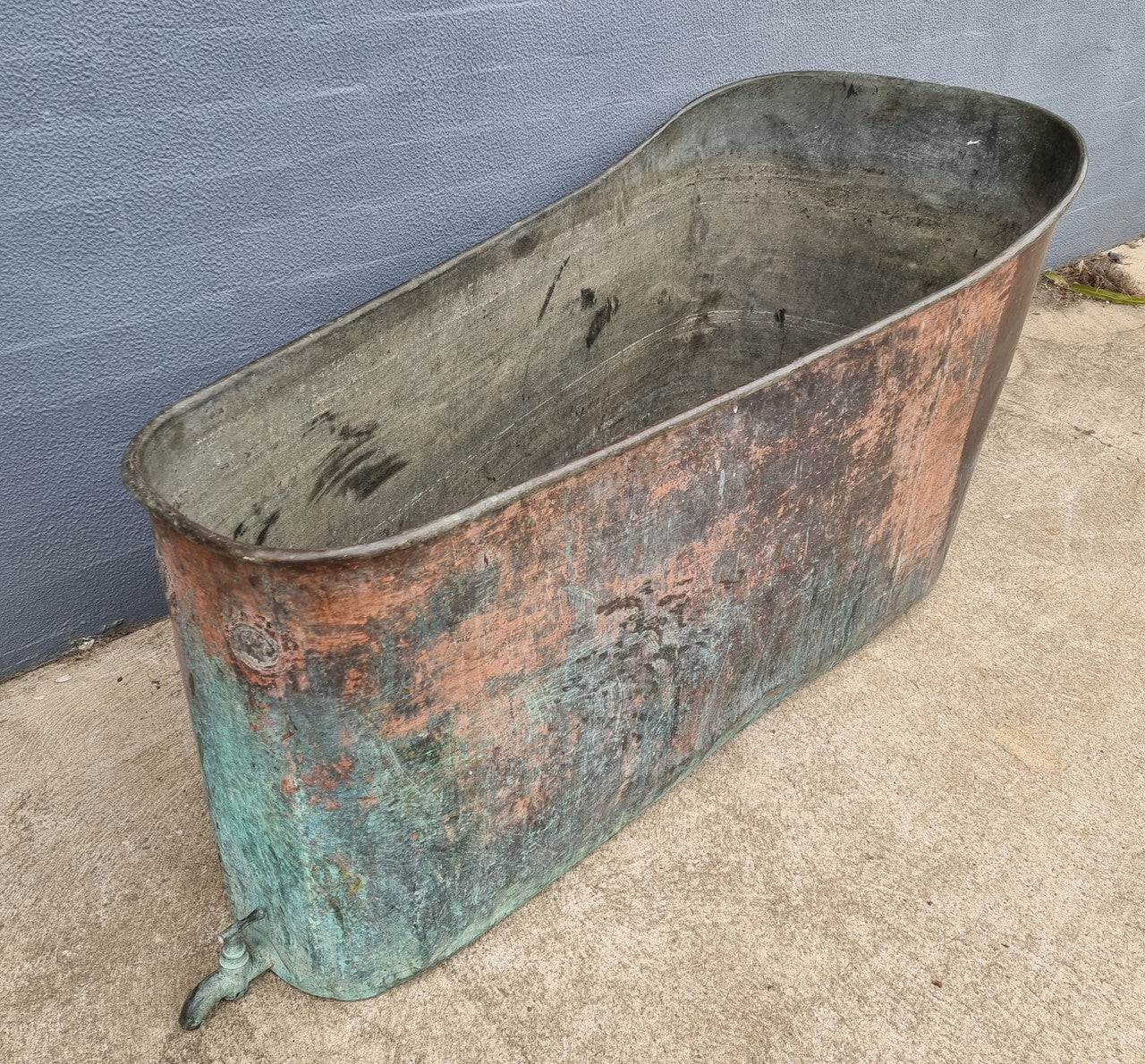 Rare French 19th Century copper and galvanized interior bath tub. In good original condition. Circa: 1850's . Fabulous for inside or outside in the garden.