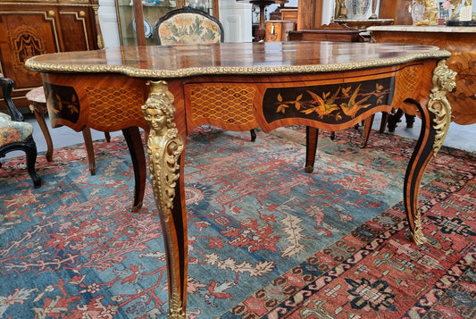 Fabulous Quality French Kingwood and Rosewood Bureau Plat . Lovely Marquetry inlay with elegant ormolu mounts.