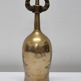 Vintage brass bell with incised decoration. It is in good original condition and has been sourced locally. Please view photos as they help form part of the description.