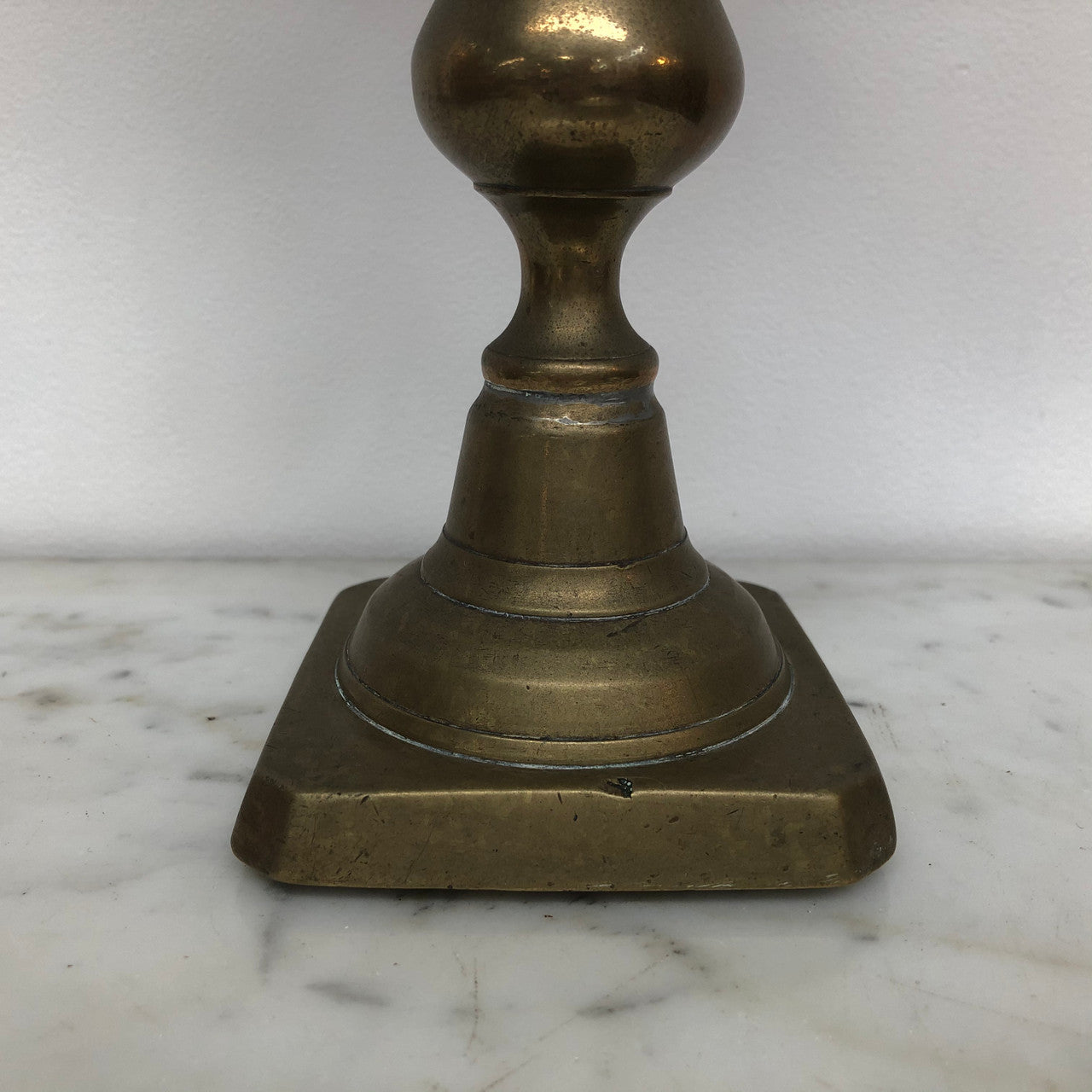 Beautiful Victorian oil lamp | Antique & Vintage | Moonee Ponds Antiques | Australia Wide Delivery